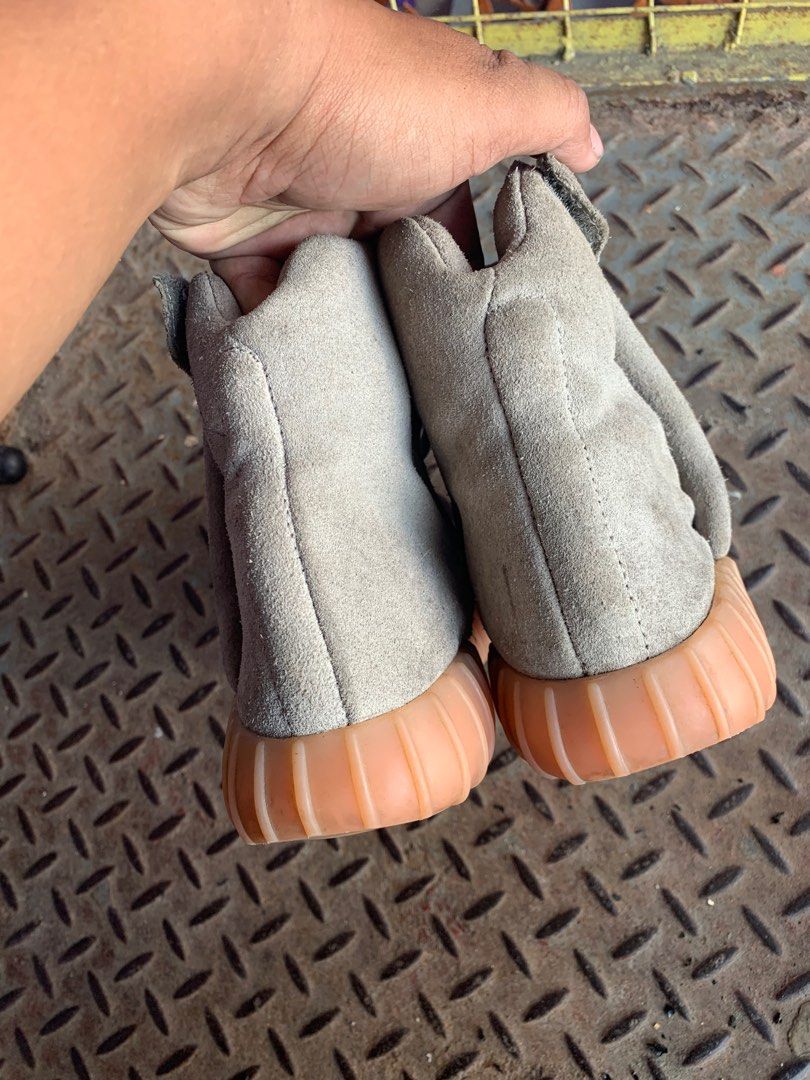 Yeezy 750 size shop