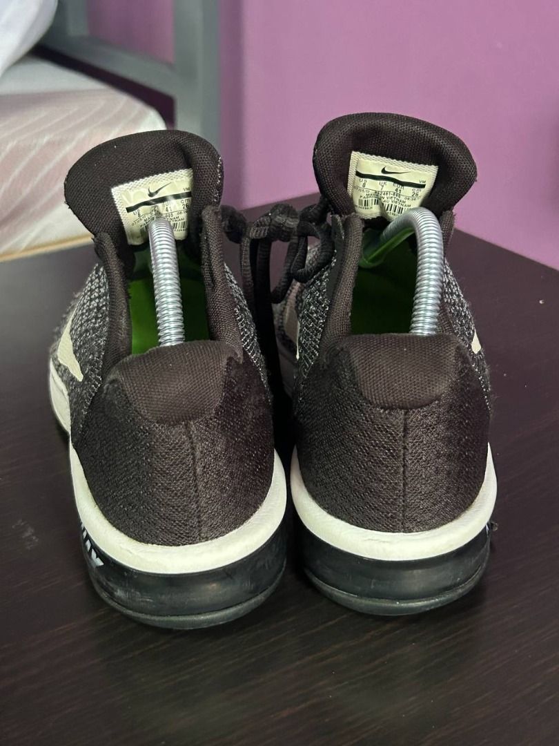 Air max sequent top 2 black and white