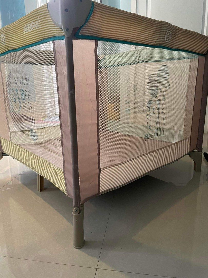 Akeeva Crib and Playpen in one With customized Uratex foam