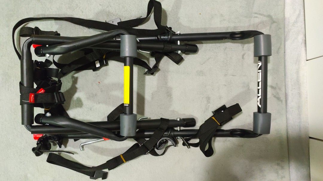 Deluxe trunk 2024 bike rack