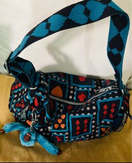 (Category: ) located in . Submitted by db_definitelybranded (Listing ID 1278183817, Image 1). Description: .