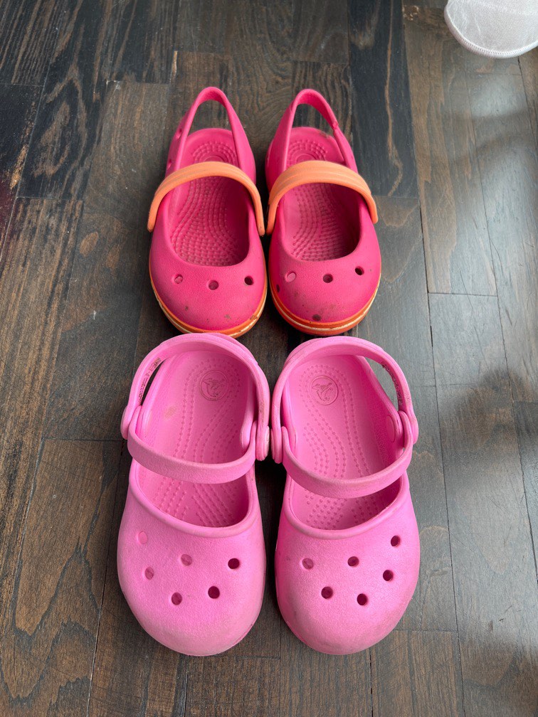 Infant crocs top size 1
