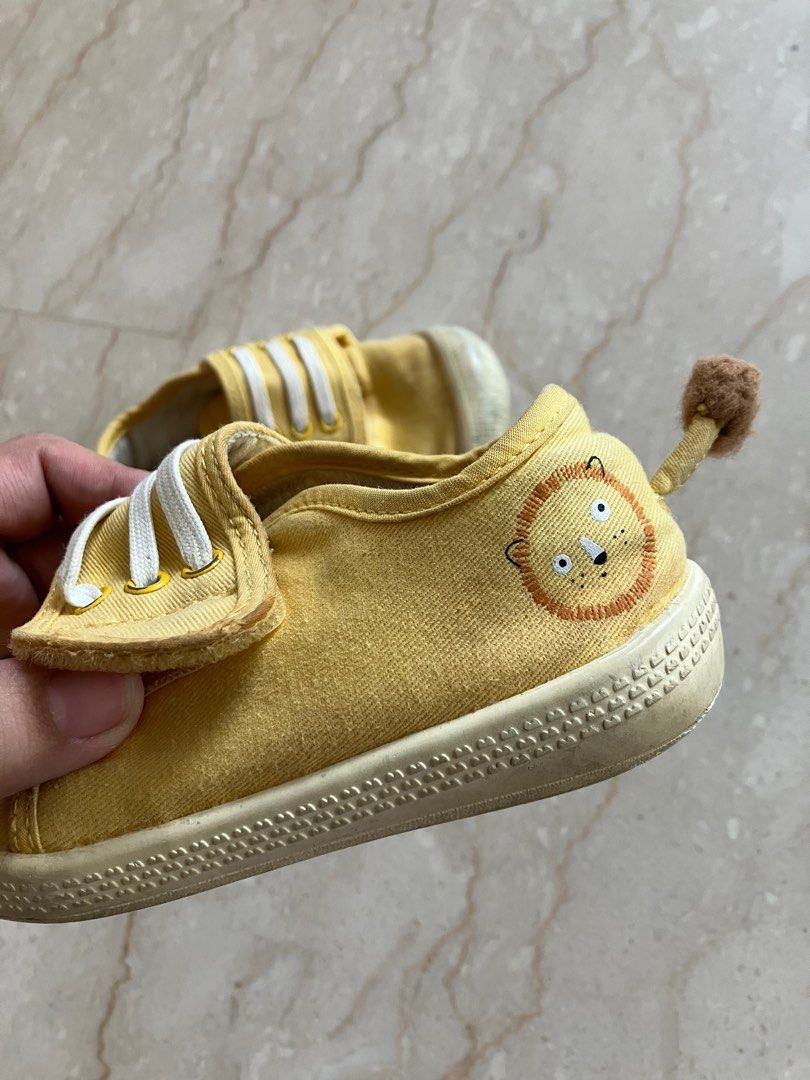 Baby Shoes squeaky Cute lion tail shoes