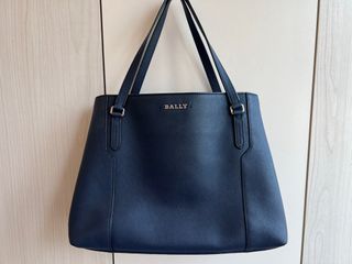 （分類：）位於 。 由 k-town 提交（商品編號 1278254008，圖片 1）。簡介： 。