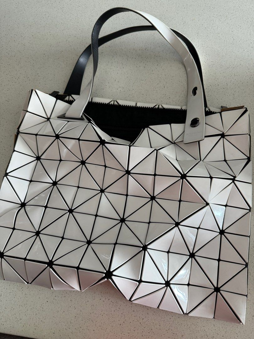Bao Bao Issey Miyake white Japan