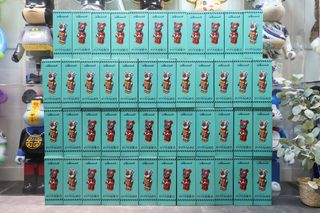 預訂免運費」Bearbrick 400% KNAVE BY YUCK P(L/R)AYER, 興趣及 預訂免運費」Bearbrick 400% KNAVE BY YUCK P(L/R)AYER, 興趣及