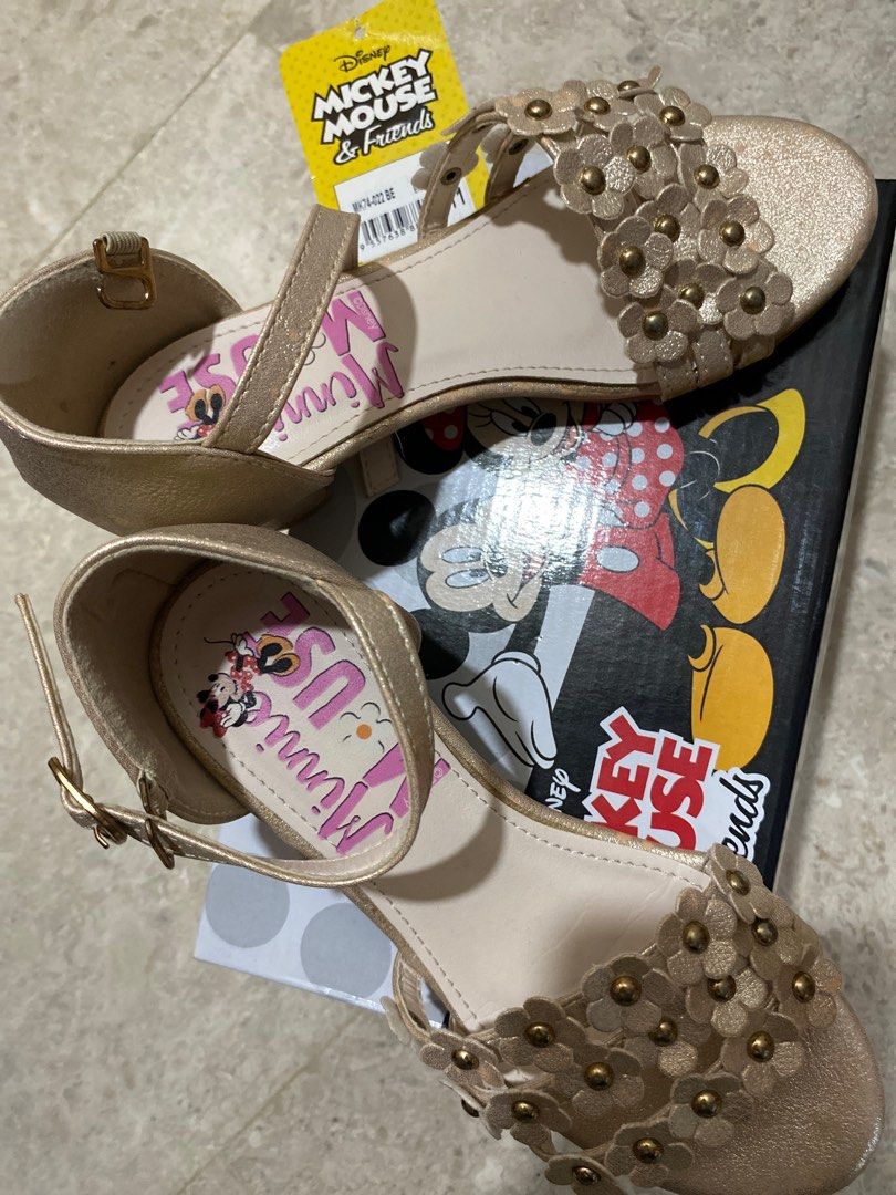 Girls best sale disney sandals