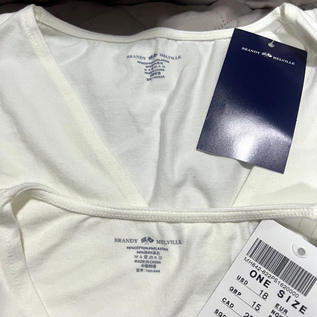 Brandy Melville Halle Top, Women's Fashion, Tops, Others Tops on