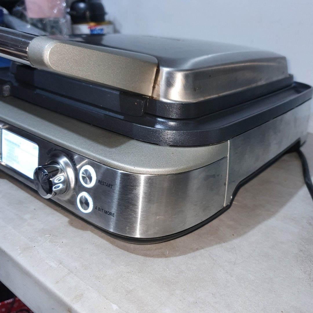 Breville Waffle Maker Pro 4 slice, TV & Home Appliances, Kitchen Appliances, Ovens & Toasters on