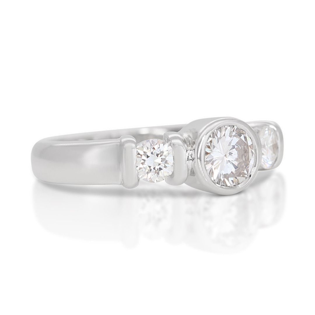 Captivating 0.60ct 3 stone Diamond Ring set in 18K White Gold SR
