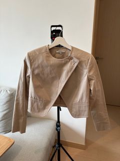 （分類：）位於 。 由 sytiva 提交（商品編號 1278253840，圖片 1）。簡介： 。