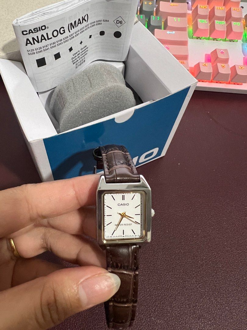 Casio analog mak hotsell d6