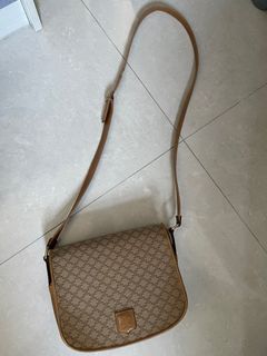 （分類：）位於 。 由 lamlam057 提交（商品編號 1278165826，圖片 1）。簡介： 。