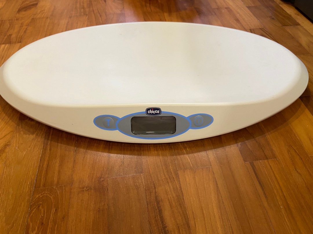 Chicco digital scale