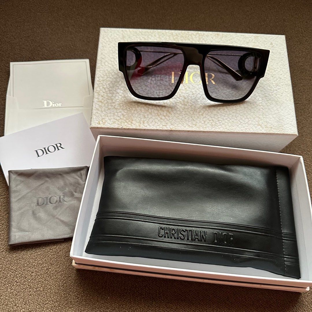Christian Dior 30Montaigne S3U Sunglasses, Women's Fashion, Watches &  Accessories, Sunglasses & Eyewear on Carousell