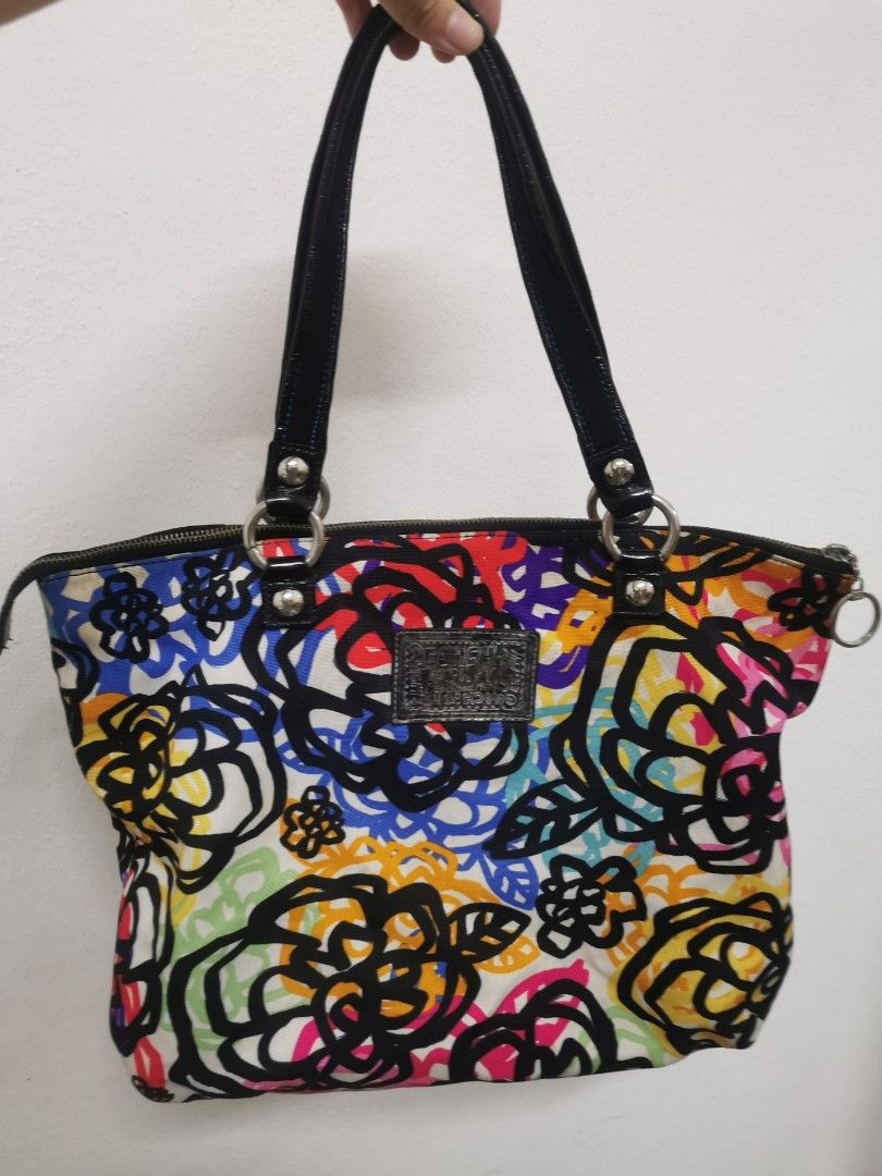 Coach poppy graffiti tote top