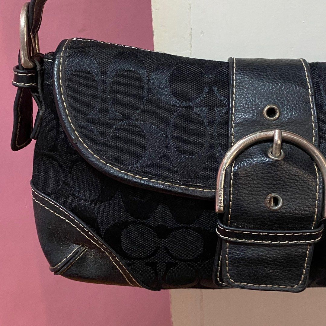 Coach Vintage Mini Soho (Category: Luxury Bags & Wallets) located in Batangas. Submitted by avery.declutter (Listing ID 1278187147, Image 3). Description: .