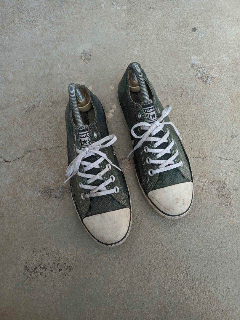 CONVERSE LOW SLIM Fesyen Pria Sepatu Sneakers di Carousell