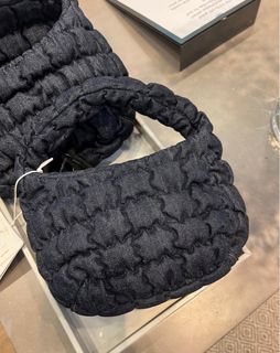 （分類：）位於 。 由 mmmm_ic 提交（商品編號 1278227371，圖片 1）。簡介： 。