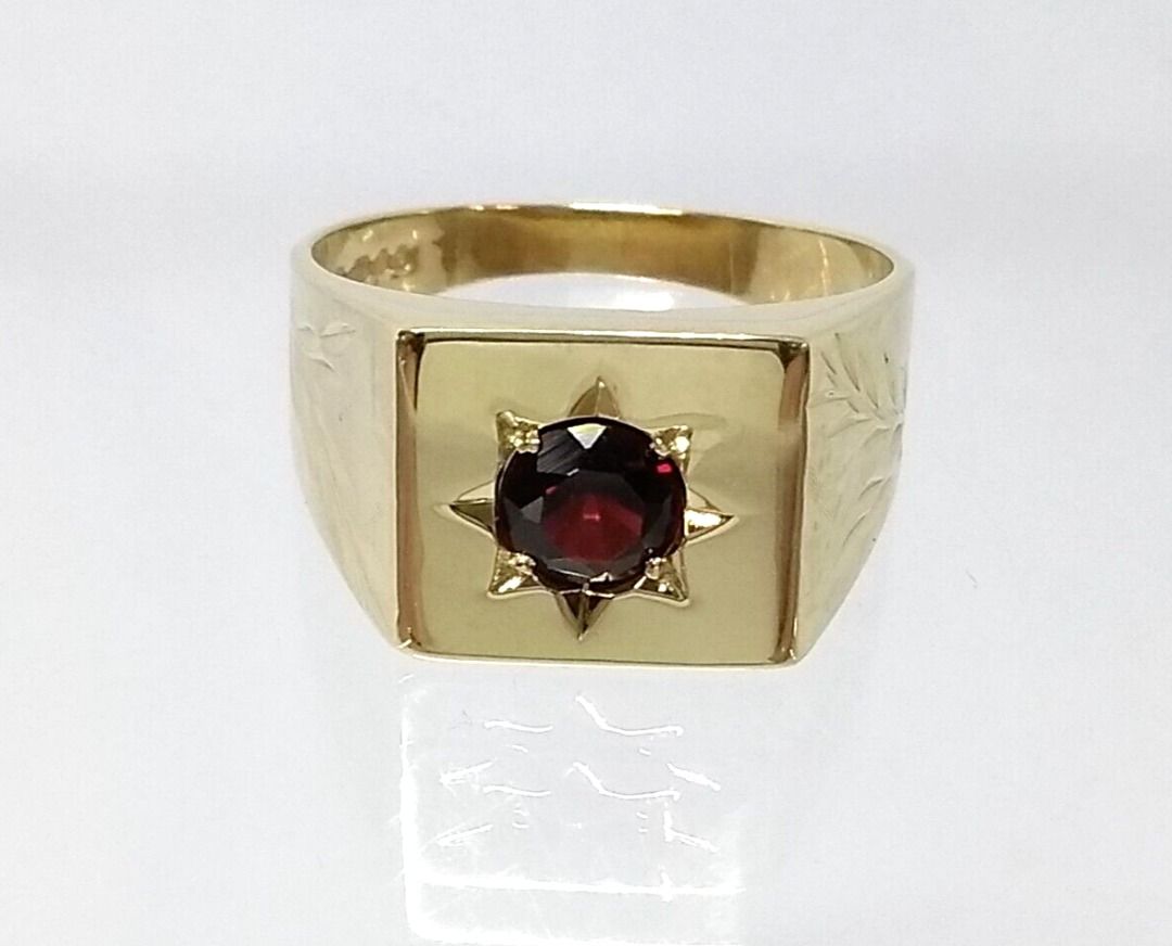 Mens gold garnet signet rings online