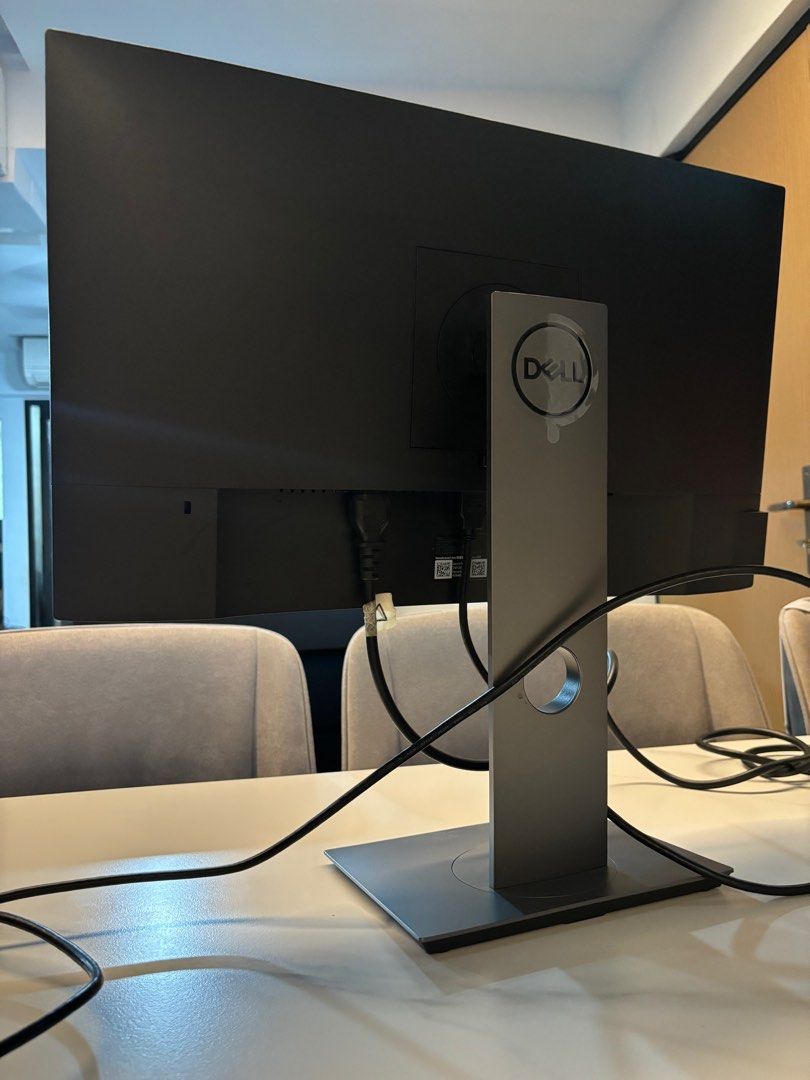 DELL P2419H 24" inch FHD IPS Monitor Height Swivel Rotate Landscape