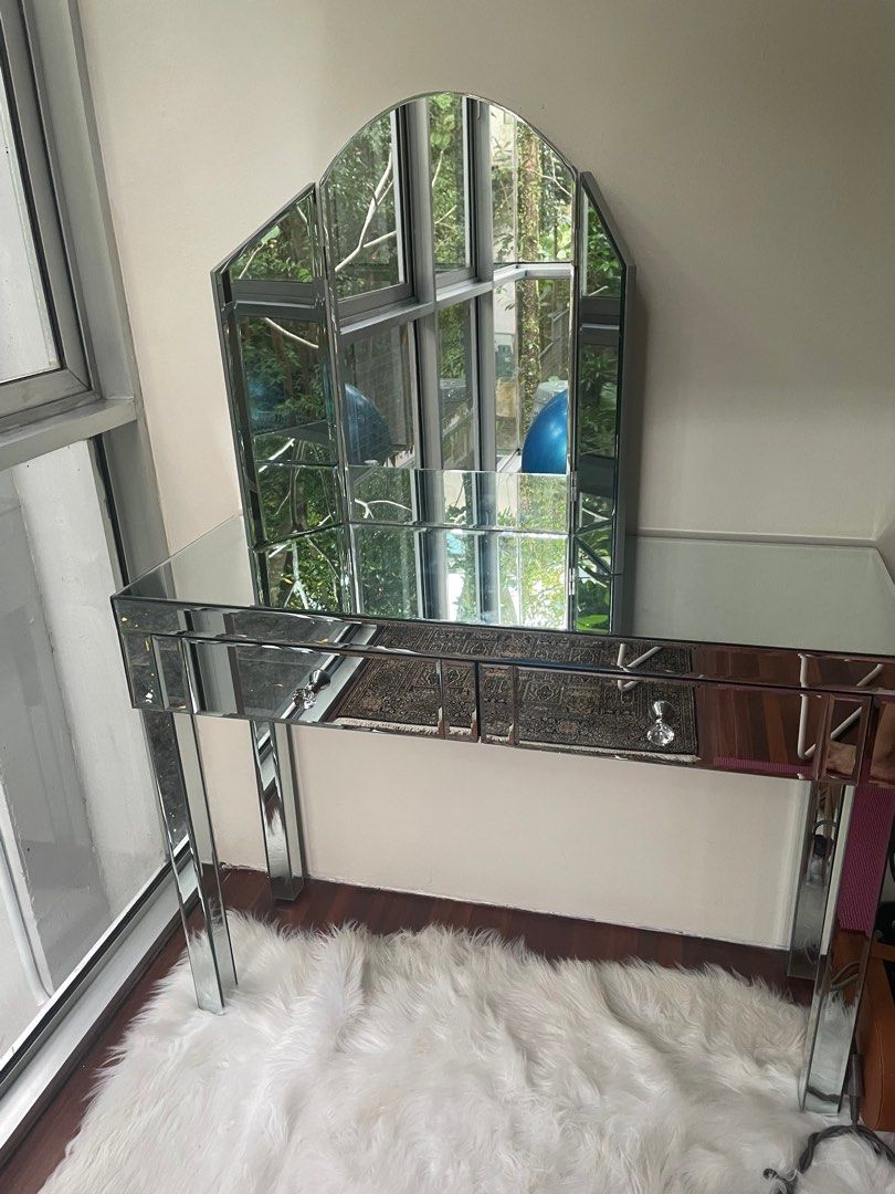Elegant dressing/vanity table with mirror, Furniture & Home Living ...