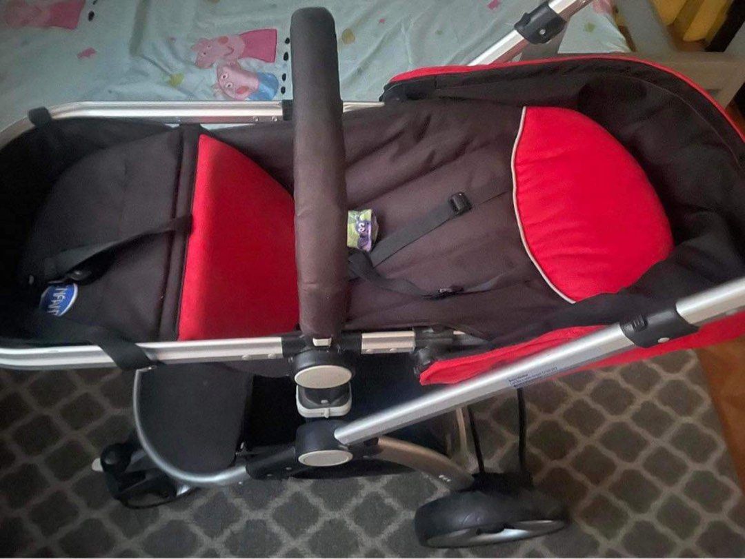 Enfant stroller (Category: Strollers) located in Manila. Submitted by fatzq (Listing ID 1278245347, Image 3). Description: 3-in-1 Infant Car Seat: Functions as a car seat for newborns, allowing easy transport. Bassinet Mode:For newborns to lie flat, providing a comfortable sleeping position. Toddler Seat: Converts to a stroller seat as the baby grows, usually supporting up to 50 lbs. No issue.