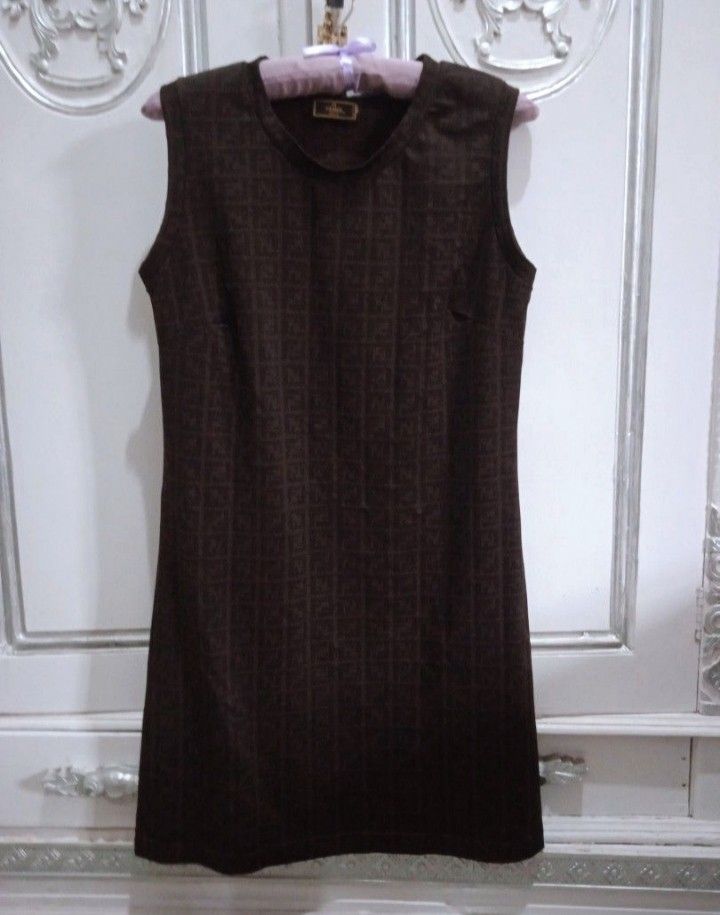 Fendi dress Fesyen Wanita Pakaian Wanita Gaun Rok di Carousell