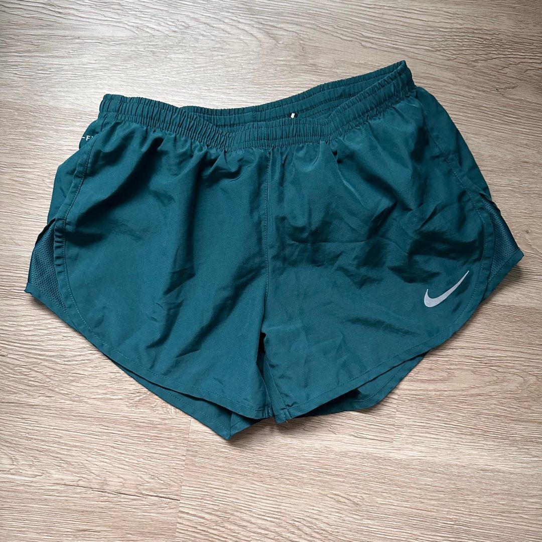 Forest green nike shorts outlet