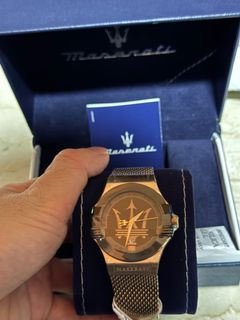 Gold strap outlet watch