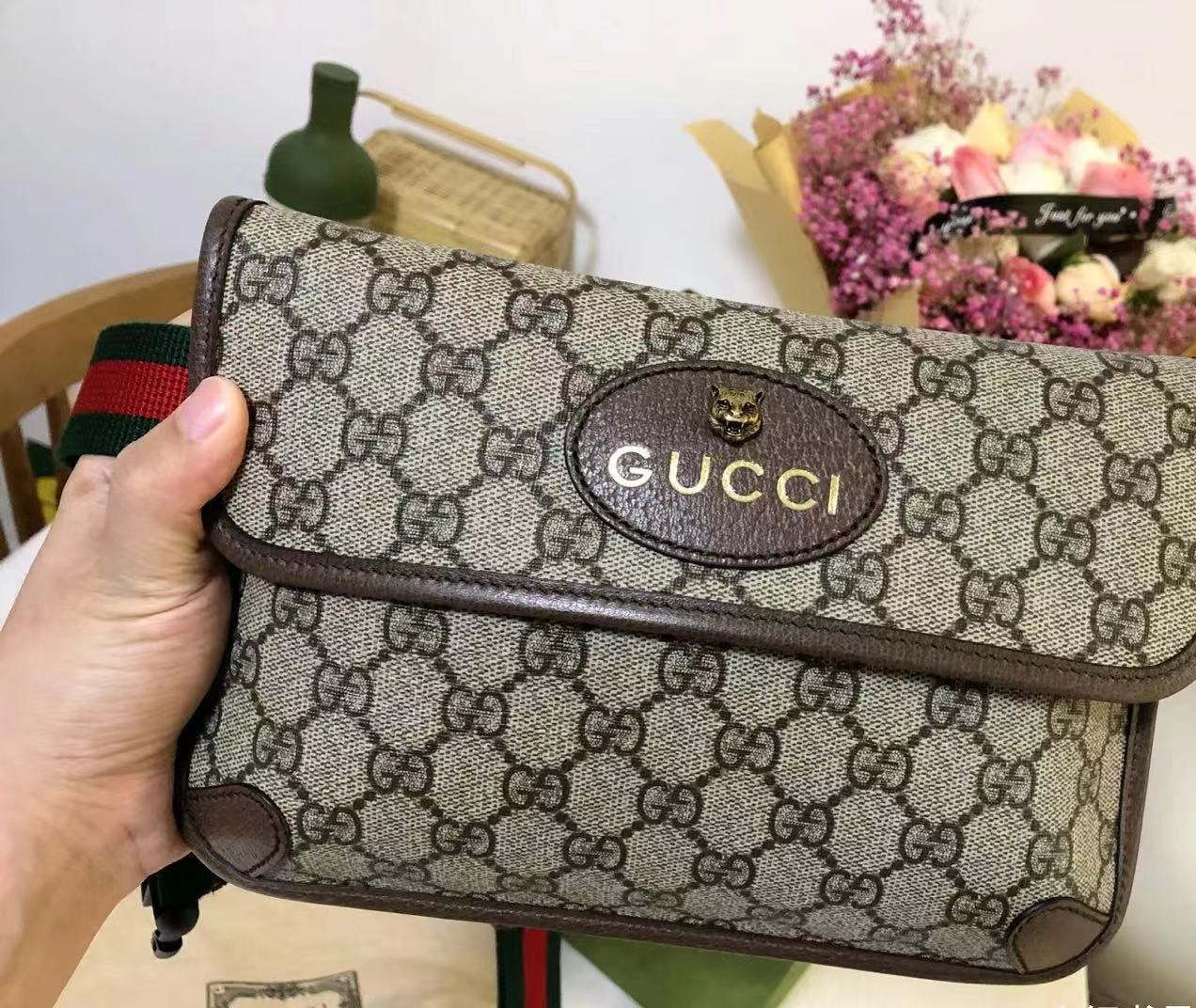 Gucci women's neo top vintage canvas belt bag