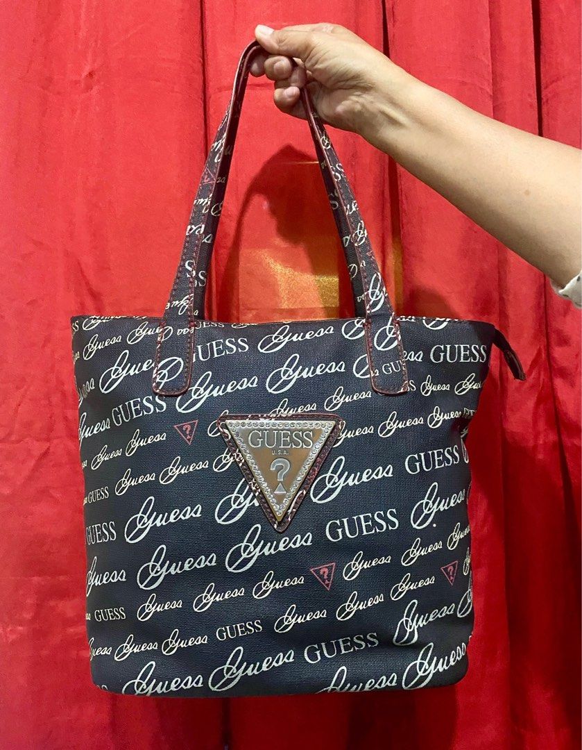 Guess sales tote bag
