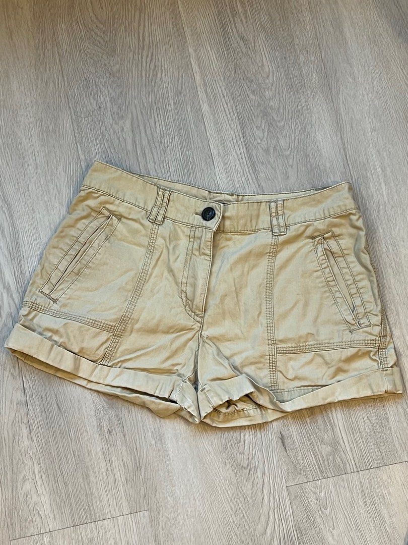 White khaki shorts top womens