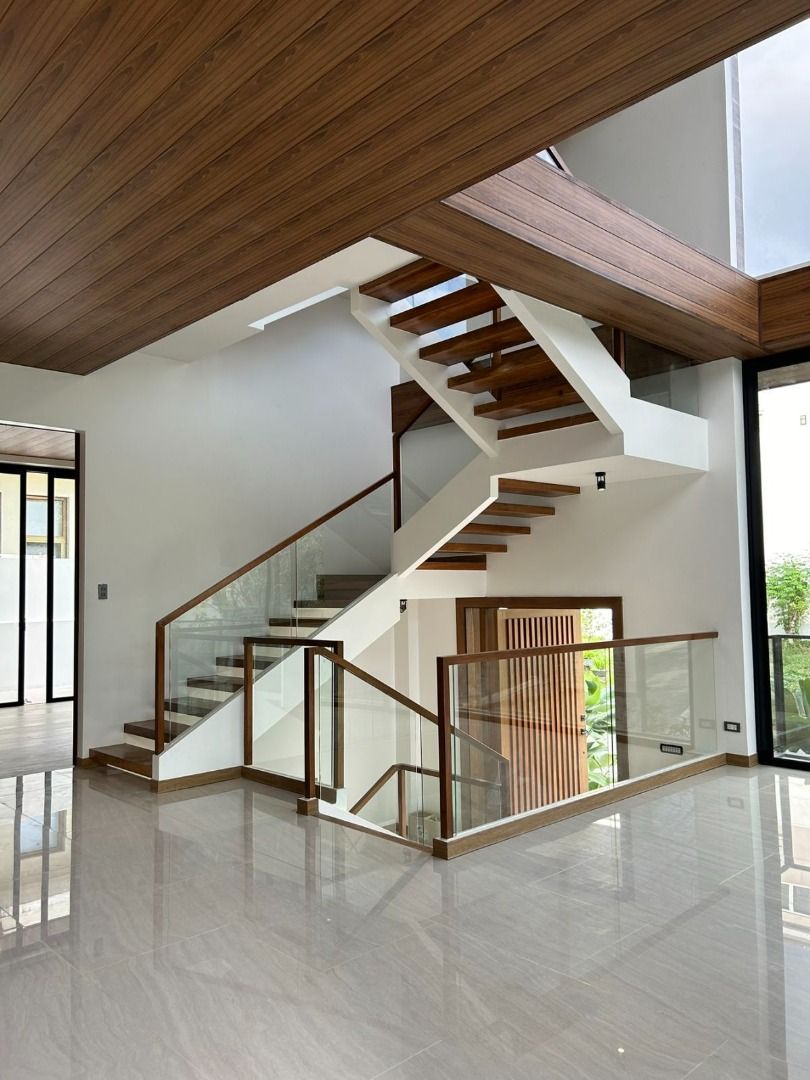 House for sale Mckinley Hill Village 5 bedroom Brand new house for sale