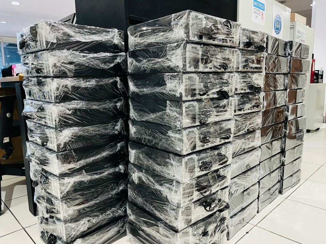 HP PRODESK 400 G1 DESKTOP (Category: Desktops) located in Manila. Submitted by crisantow (Listing ID 1278185969, Image 2). Description: 📌SECONDHAND HP DESKTOP ₱3,200 ONLY 𝗦𝗣𝗘𝗖𝗦: •HP PRODESK 400 G1 DESKTOP •Intel Core i5-4th gen •8GB RAM •128GB SSD •Windows 10 Pro ☑ 1 month warranty .