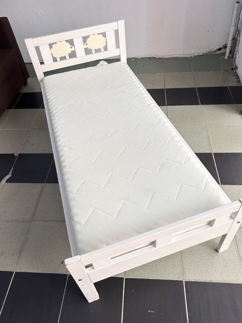 Ikea KRITTER JUNIOR bed frame with MATTRESS SET), Furniture & Home Living, Furniture