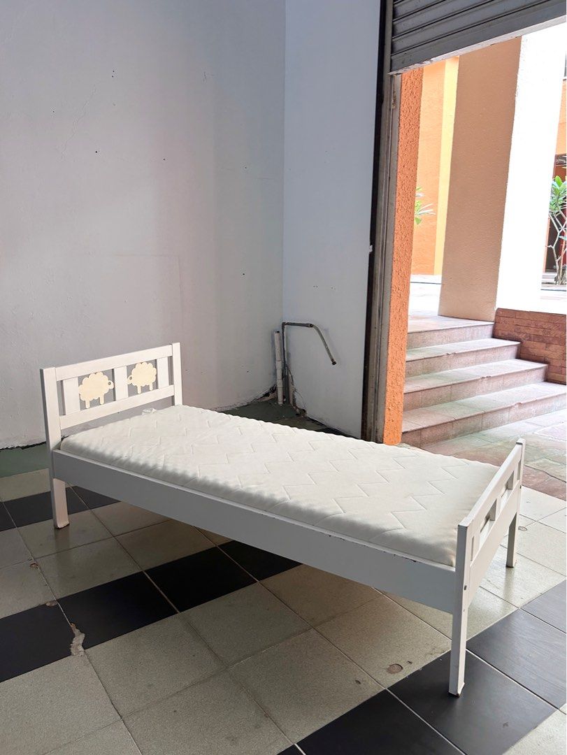 Ikea KRITTER JUNIOR bed frame with MATTRESS SET), Furniture & Home Living, Furniture