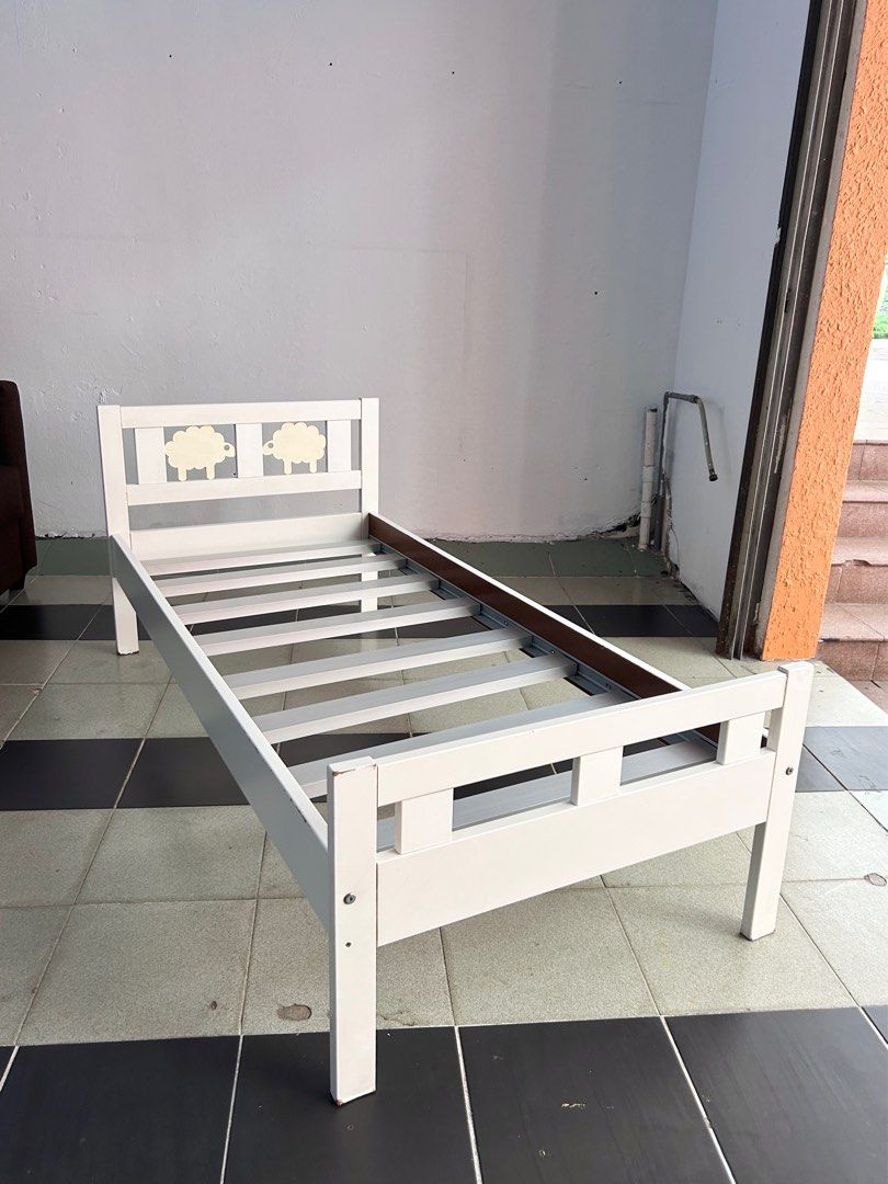 Ikea KRITTER JUNIOR bed frame with MATTRESS SET), Furniture & Home Living, Furniture