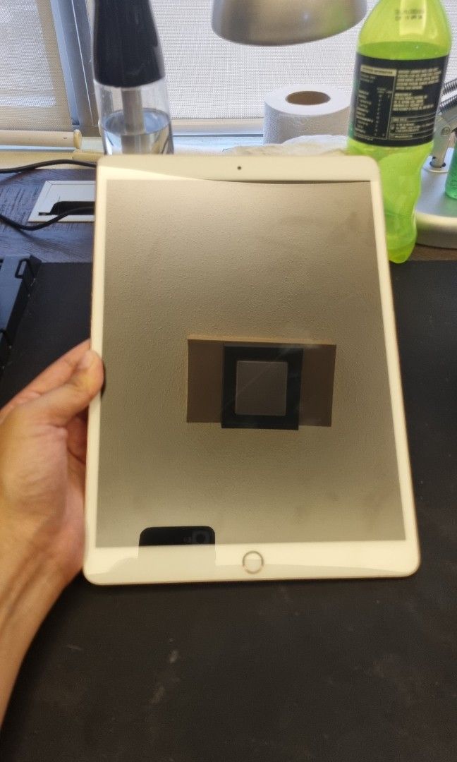 iPad Pro 10.5 inch Rose Gold (Category: iPad) located in Manila. Submitted by Frezcooo (Listing ID 1278189540, Image 1). Description: Ipad pro 10.5 inch (2017) Rose Gold 64 gb Still in good condition No dents No LCD issue but with one crack sa glass Very good to use for watching, studying, etc. High refresh rate screen kaya sobrang fluid kapag nagsswipe Malinaw na camera and good speakers! Very good budget alternative when considering an ipas ver