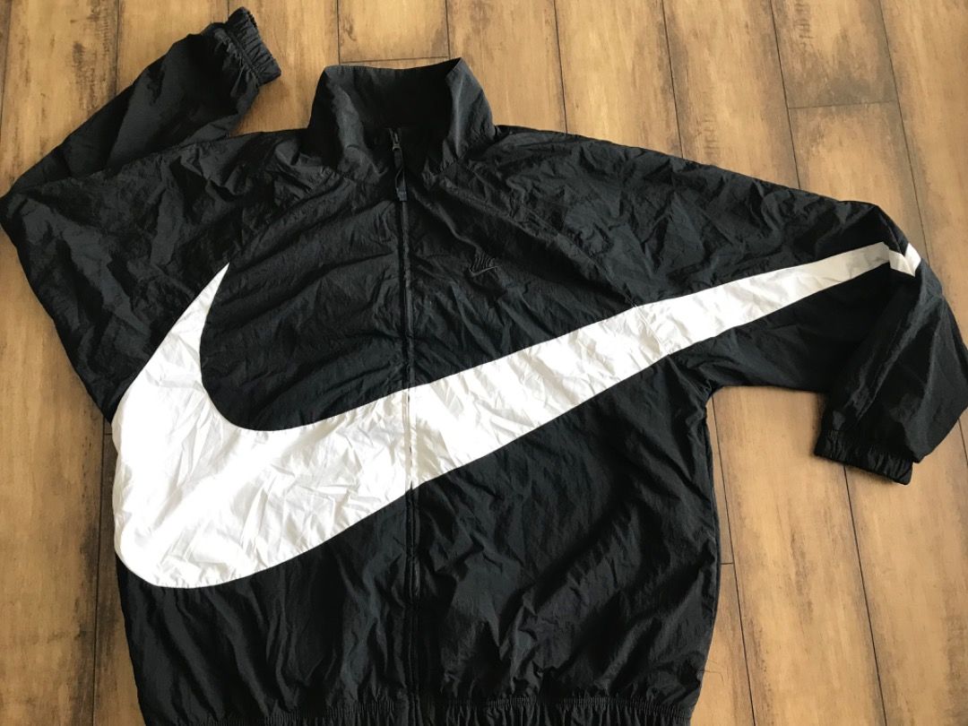 Nike big logo jacket shop
