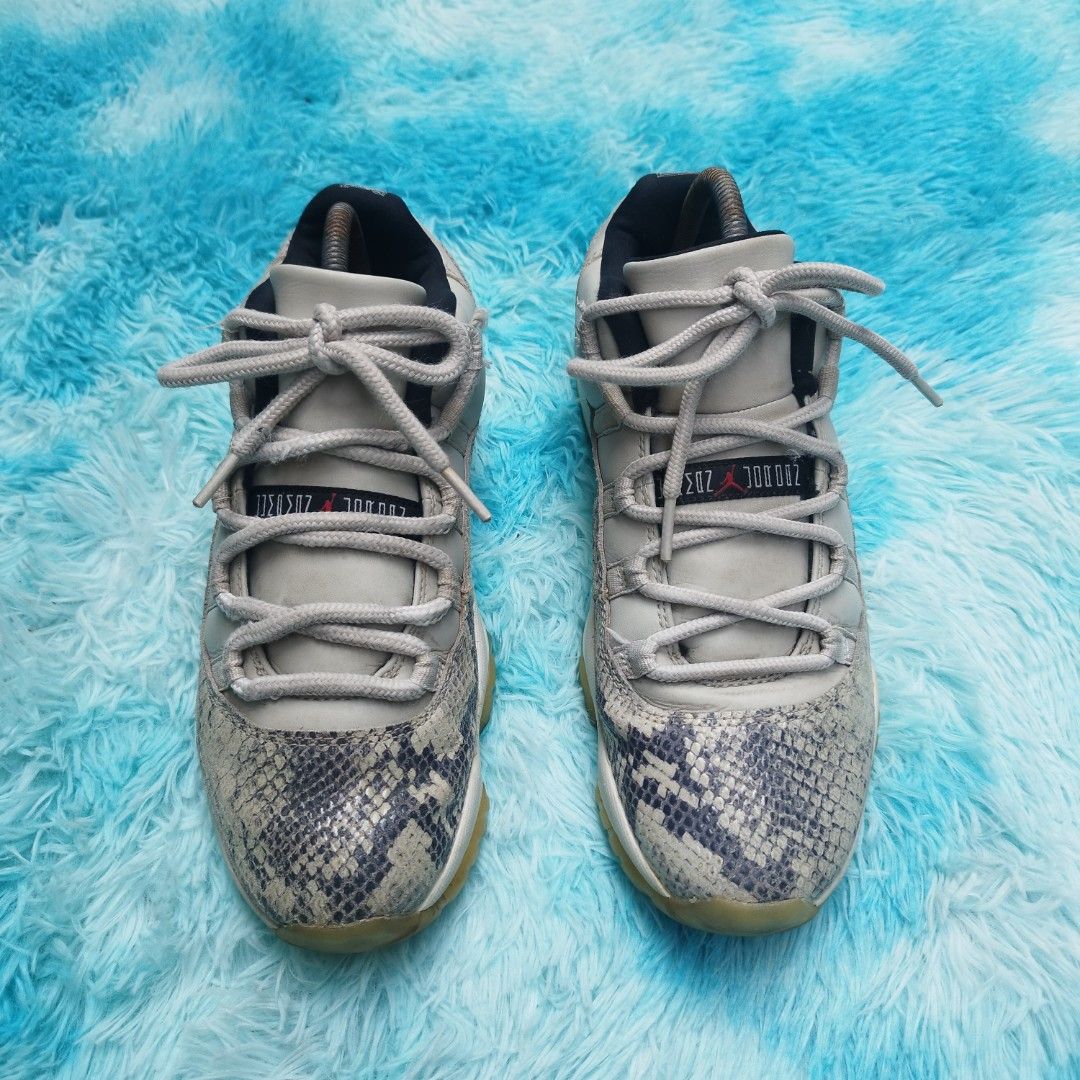 Jordan 11 bone online