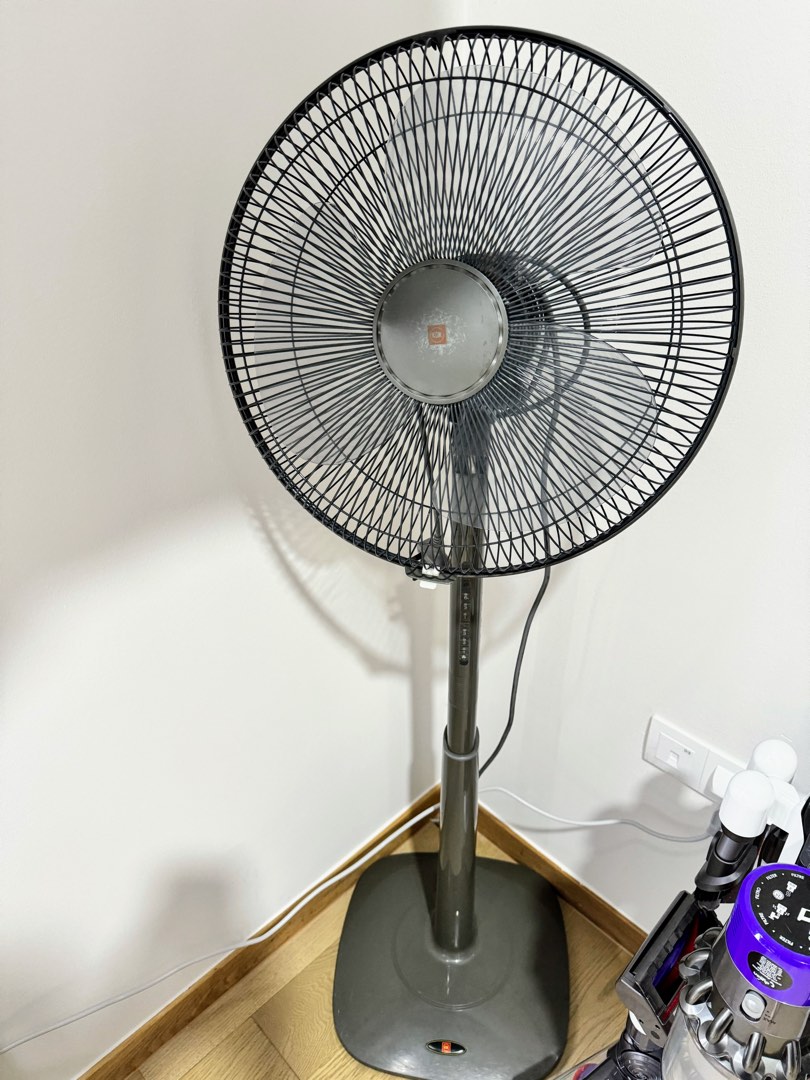 KDK Stand Fan (A40HS), Furniture & Home Living, Lighting & Fans, Fans