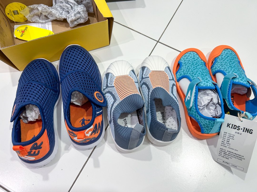 Girl size to discount boy size shoes