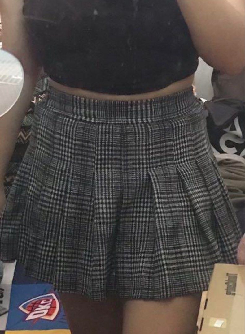 Short on sale skirt kpop