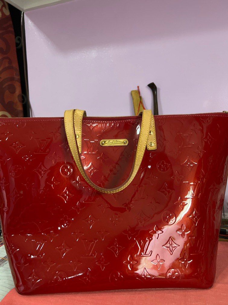 Red vernis louis top vuitton