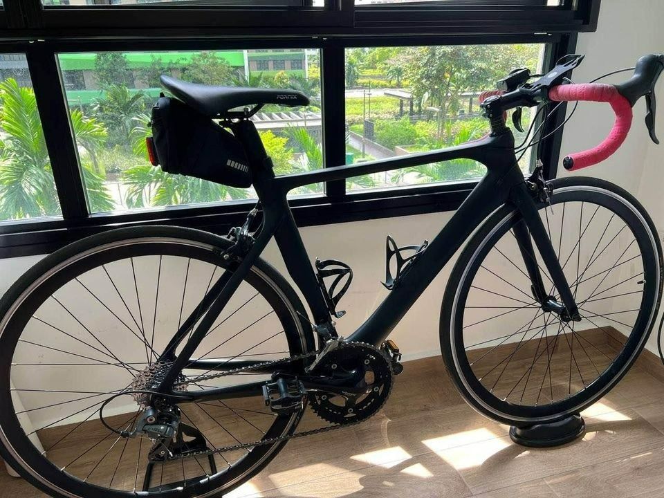Xl carbon road hotsell bike