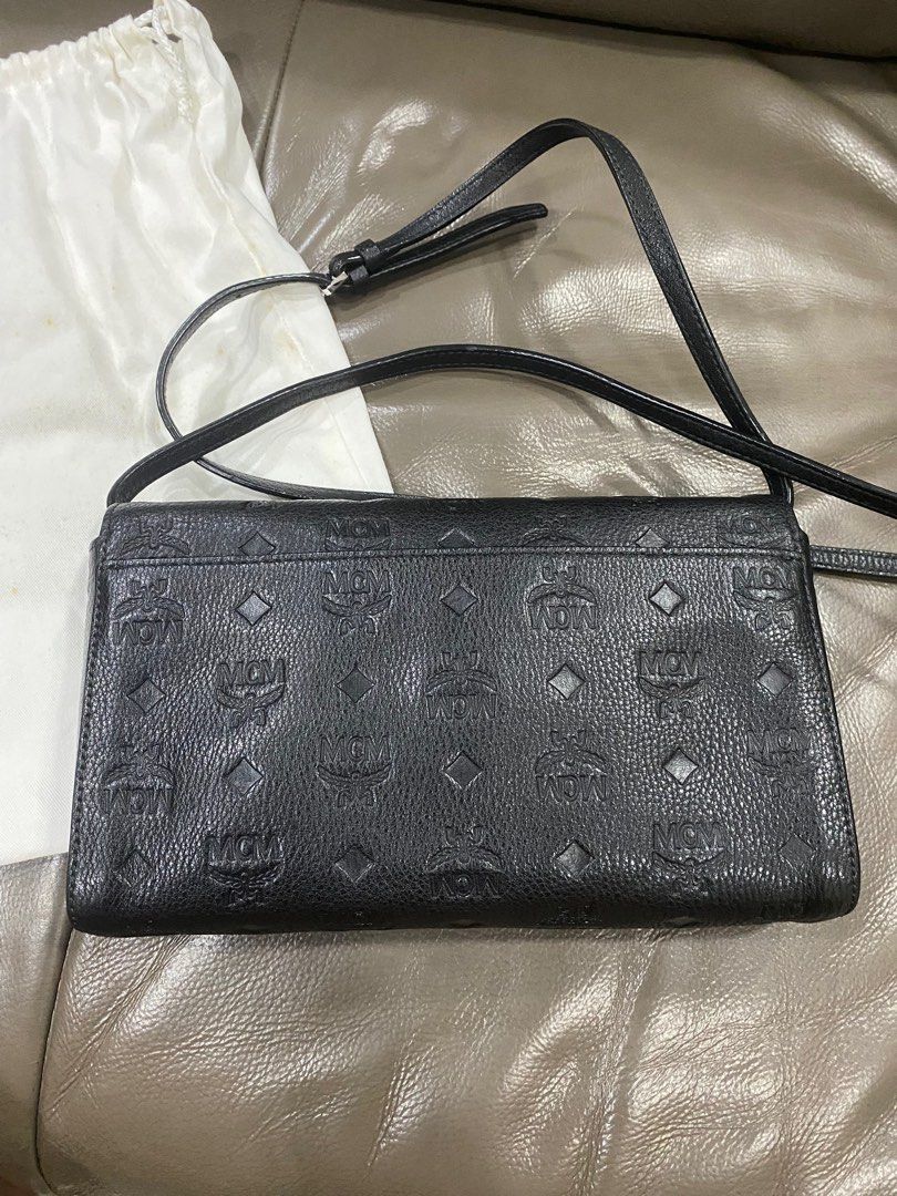 Mcm hotsell crossbody purse