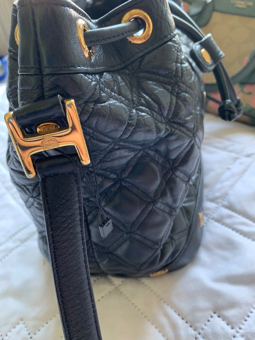 MCM mini bucket bag (Category: Luxury Bags & Wallets) located in Valenzuela. Submitted by d.cheapest (Listing ID 1278225348, Image 3). Description: Hardware - No fading Minimal signs of usage.