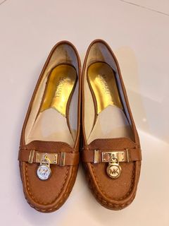 （分類：）位於 。 由 lisachan1550 提交（商品編號 1278248561，圖片 1）。簡介： 。