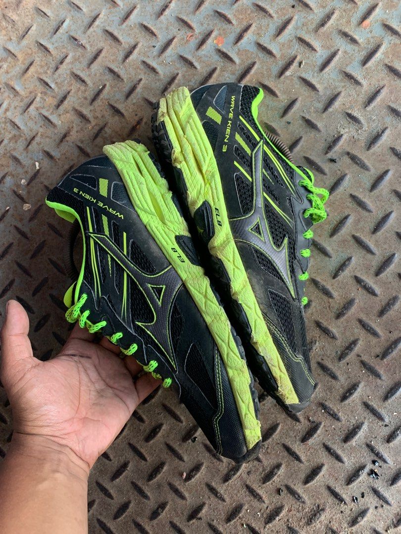 Mizuno wave kien 4 on sale yellow